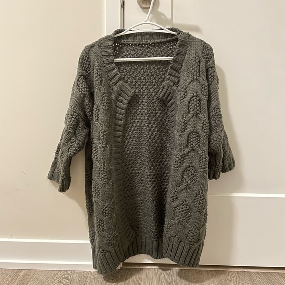 (2/$40) Vintage chunky knit cardigan - Picture 1 of 1